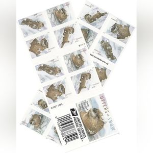 100 Otters in the Snow‎ Forever Postage Stamps US Postal USPS Christmas Animals